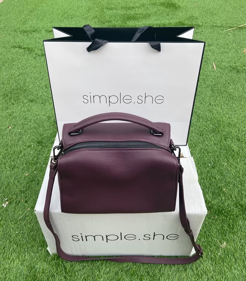 simple.she 真皮拉鍊小方包手提側揹包手袋 酒紅色
