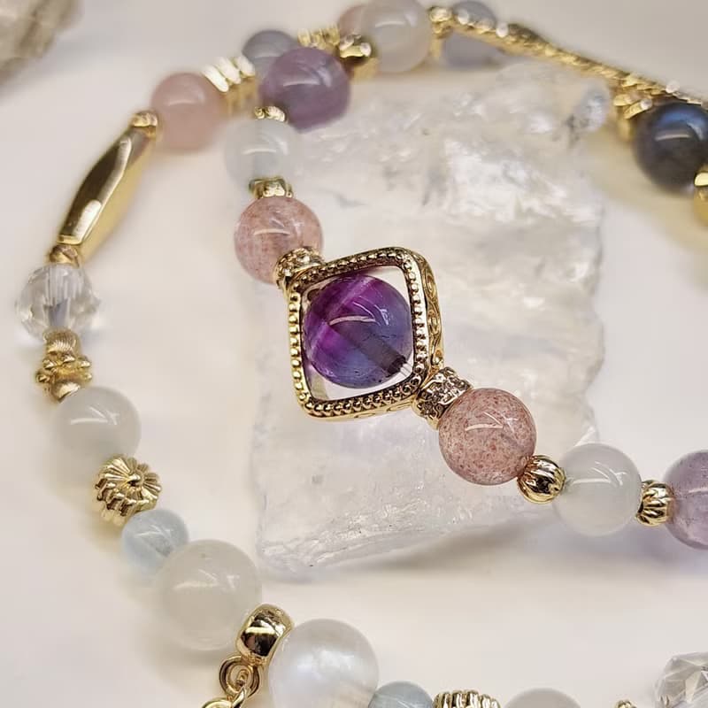 琉璃夢綺。螢石 草莓晶 海藍寶 月光石 拉長石 水晶雙圈手鍊