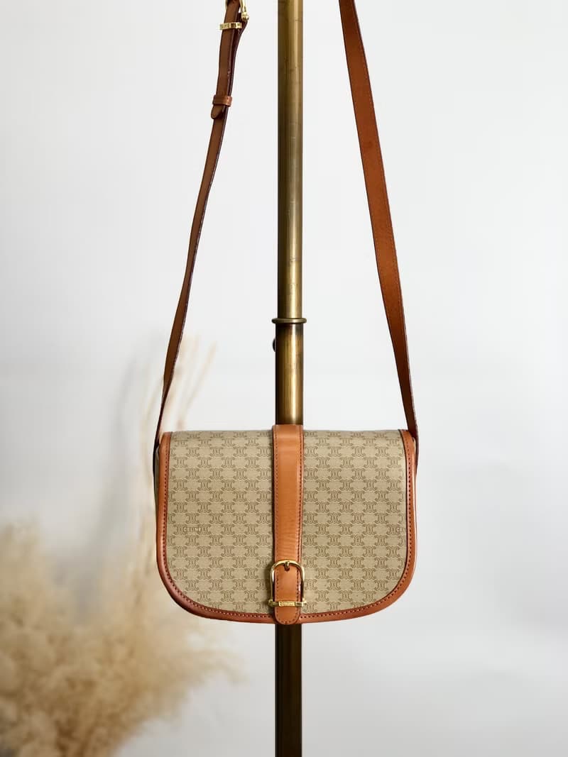 【 日本直送　名牌中古包 】CELINE セリーヌ マカダム ショルダーバッグ ベージュ フロントバックル PVC レザー フラップ ヴィンテージ 3rtyac