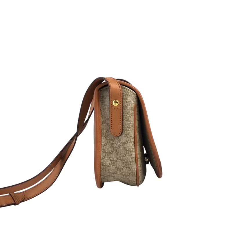 【 日本直送　名牌中古包 】CELINE セリーヌ マカダム ショルダーバッグ ベージュ フロントバックル PVC レザー フラップ ヴィンテージ 3rtyac