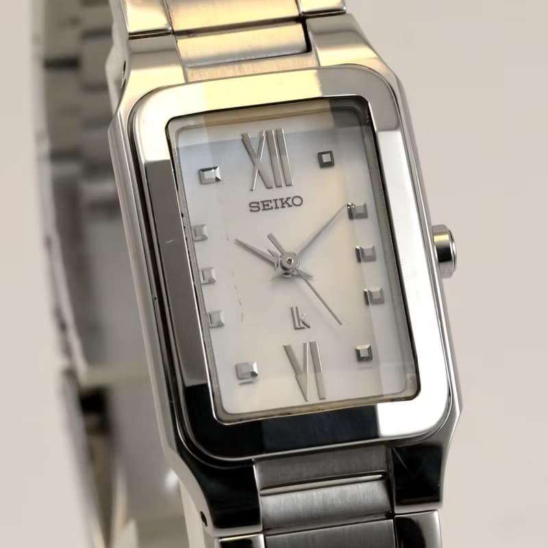 SEIKO LUKIA 女性用腕時計 クォーツ SSVY019 19.5mm ホワイトシェル  Ref.1N01-0CD0 手錶 古董錶