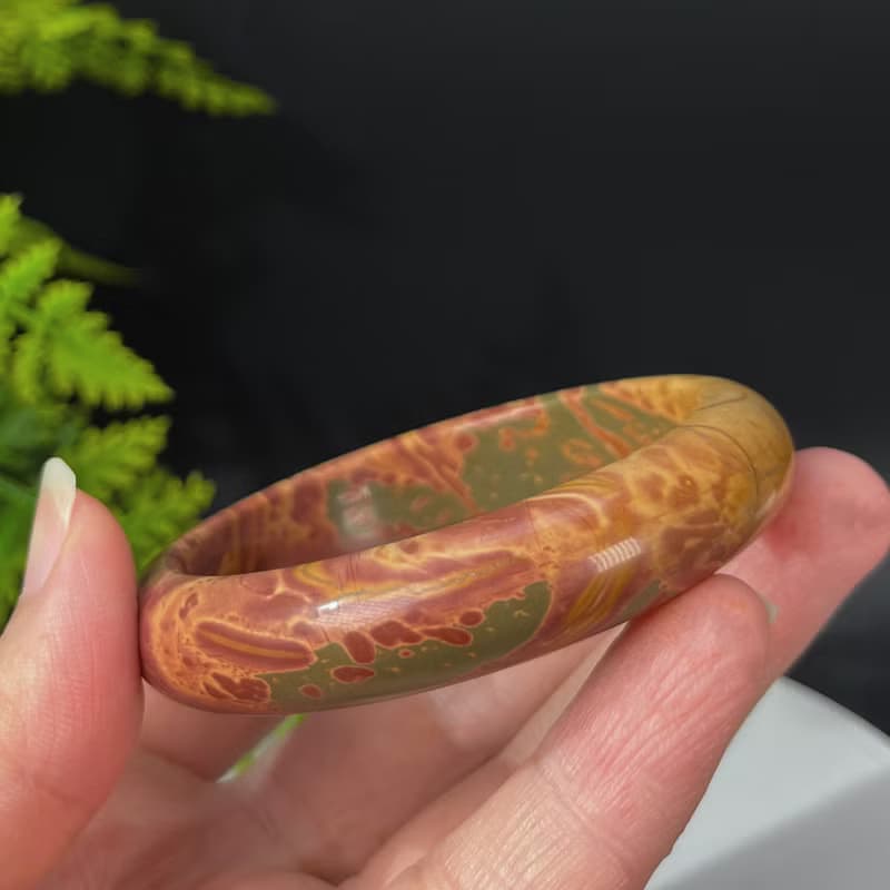 三彩瑪瑙手鐲56MM 北疆克拉瑪依烏爾禾埃及風玉髓手環 提升靈感