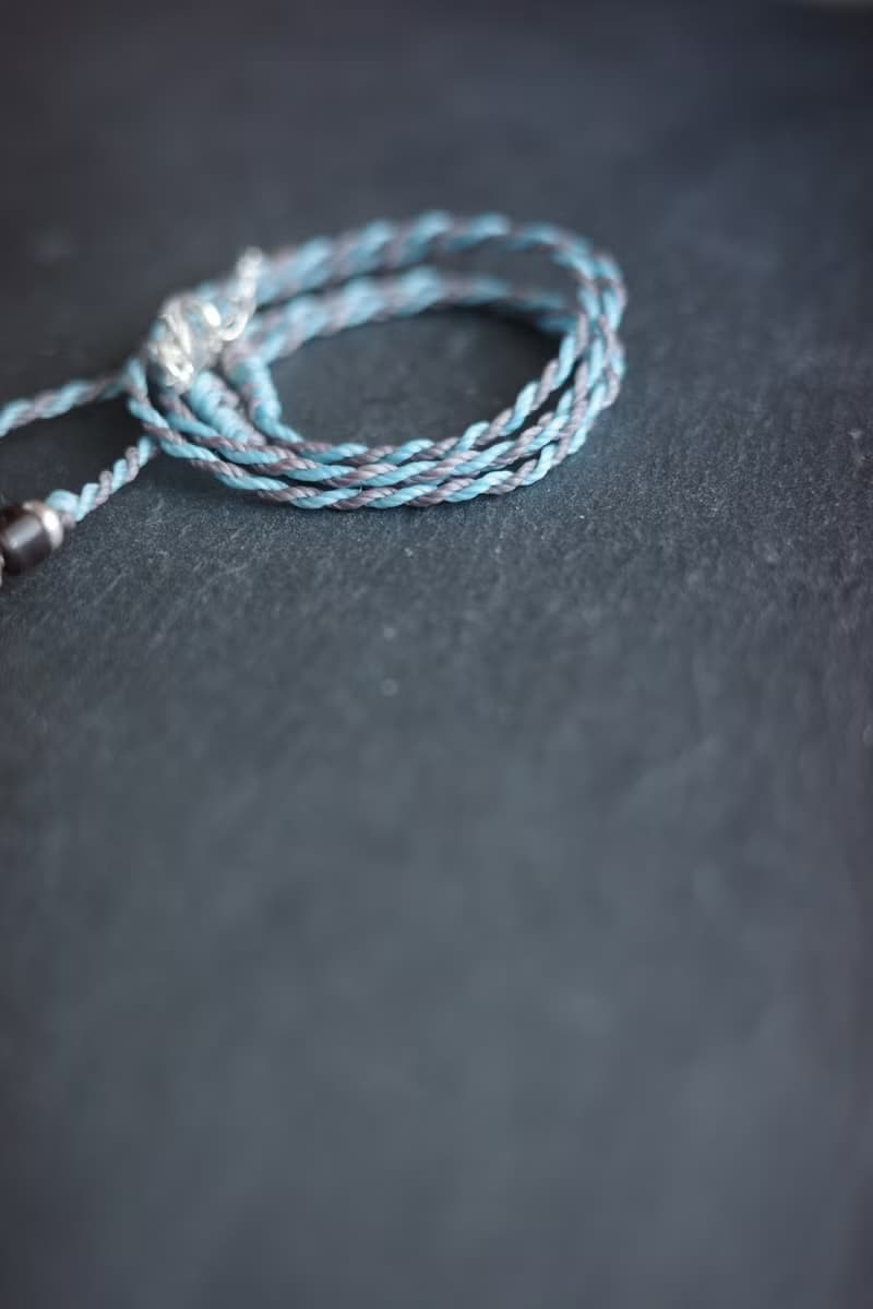 925銀 霧面圖騰 鯨魚尾 蠟線編織項鍊