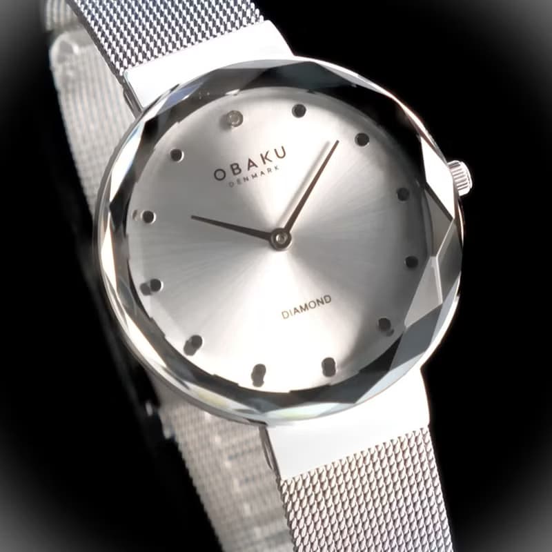OBAKU 奢華質感鑽石切面設計腕錶-極光銀(V300LXCIMC)