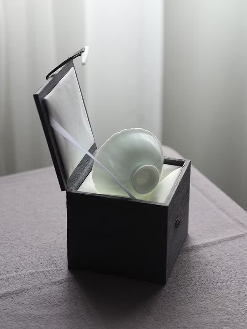 半刀泥 葵口茶杯 薄胎品茗杯 如玉通透 手作 景德鎮湖田影青釉