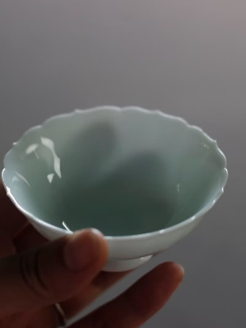 半刀泥 葵口茶杯 薄胎品茗杯 如玉通透 手作 景德鎮湖田影青釉