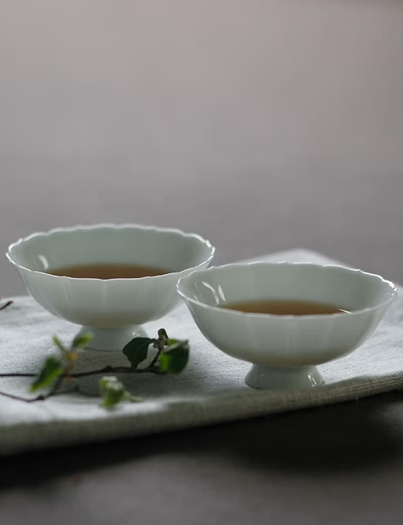 半刀泥 葵口茶杯 薄胎品茗杯 如玉通透 手作 景德鎮湖田影青釉