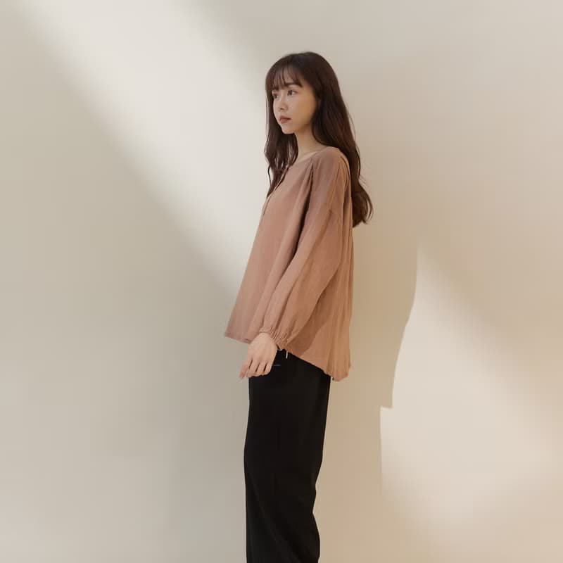 UMORFIL膠原蛋白透氣唯美小澎袖上衣-共3色