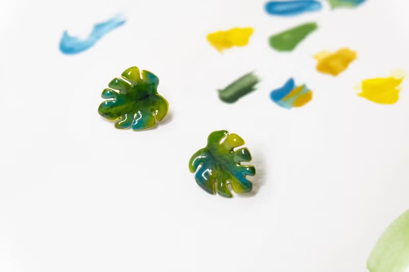 耳針x耳夾水晶花_彩繪龜背竹_光點飾品