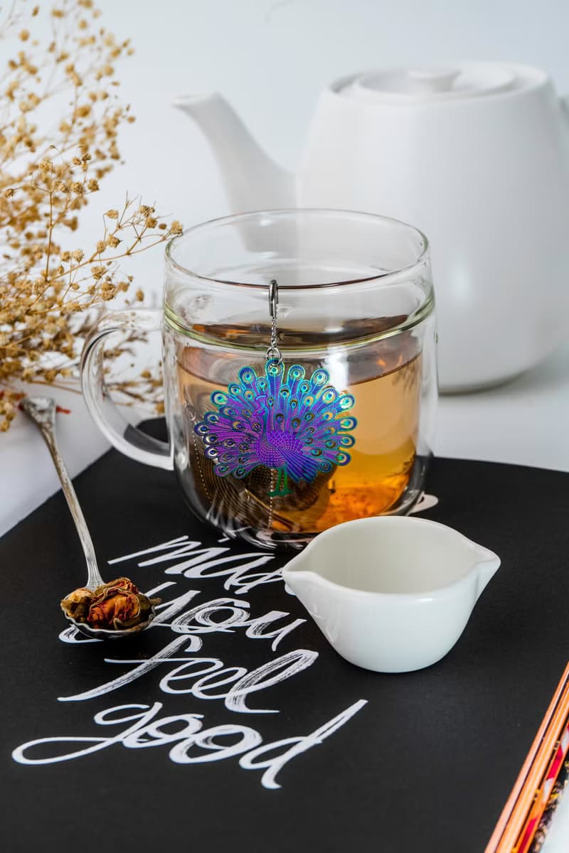 01LIV不銹鋼濾茶器 CHICHI濾茶球 彩虹孔雀吊饰附瓷碗  原創設計