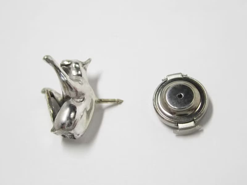 招き猫BROOCH