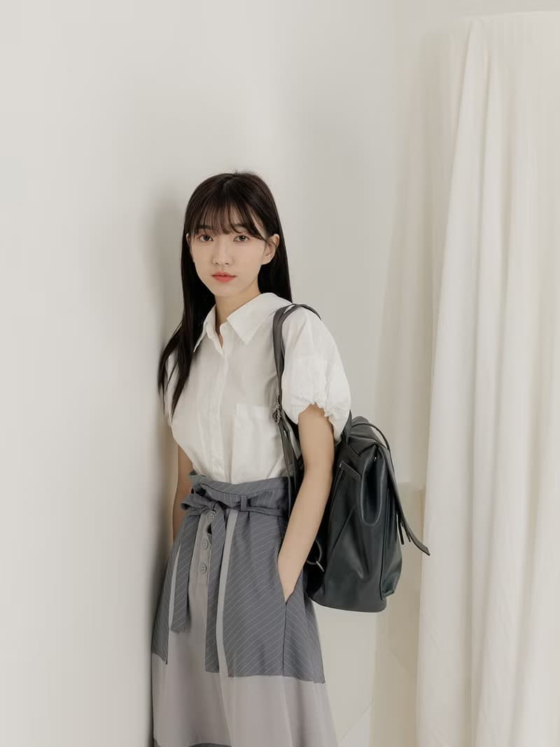 supportingrole 中型率性簡單多分層方形真皮後背包 藍