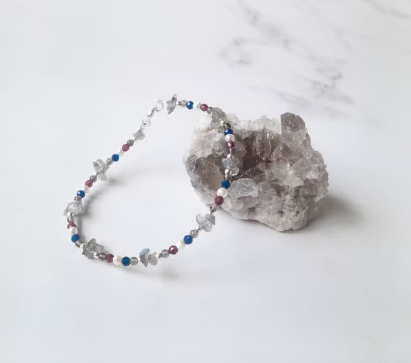 找它 / 永生花 - 月光石 紅石榴 藍尖晶 925銀手鍊 天然石 串珠