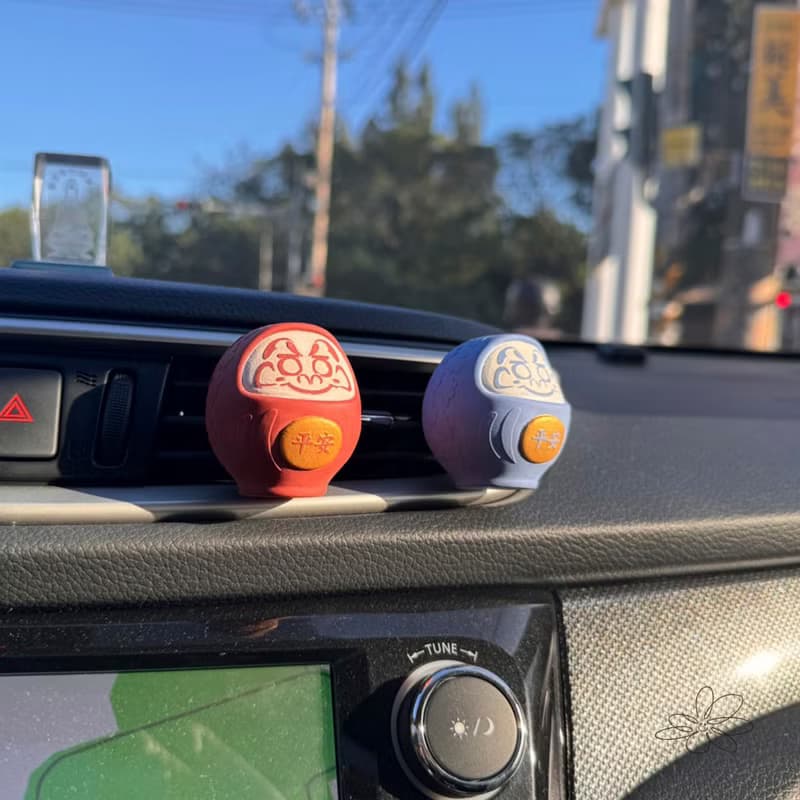 | woohuang | 水泥材質 | 超可愛 平安達摩車用擴香夾