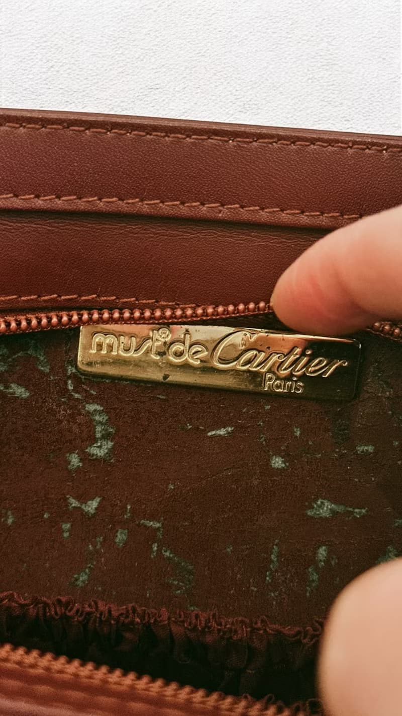 卡地亞Les Must De Cartier法國製真皮勃艮第酒紅色手拿包