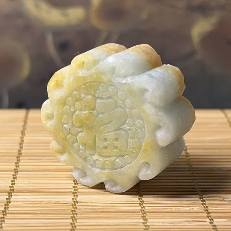 飄黃翡翡翠月餅擺飾擺件 | 天然緬甸玉A貨翡翠 | 送禮
