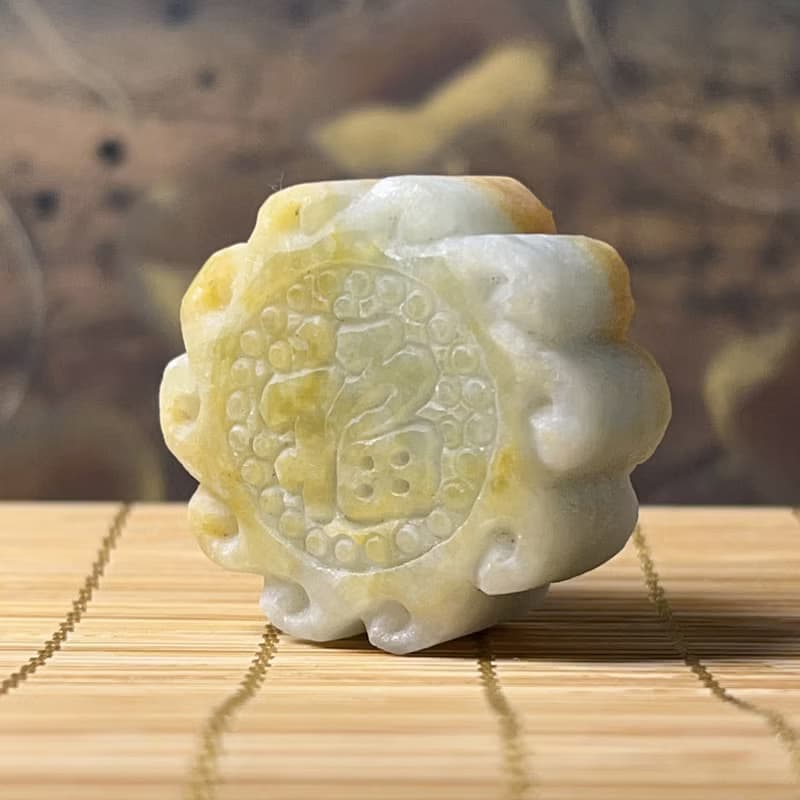 飄黃翡翡翠月餅擺飾擺件 | 天然緬甸玉A貨翡翠 | 送禮