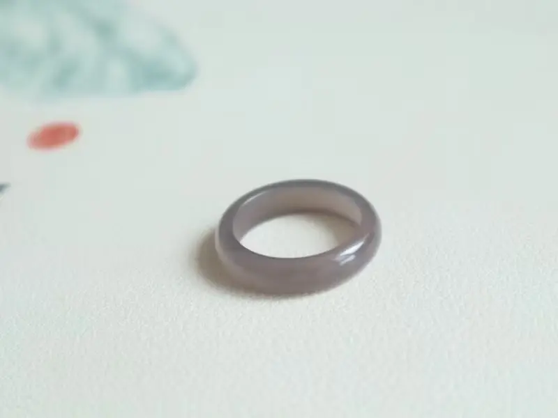 天然煙紫和田玉指環戒指 冰煙紫戒指 料子細膩油潤內徑約17mm