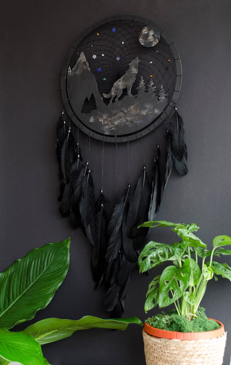 Handcrafted Wolf Spirit Dreamcatcher – Extra Large Wall Decor |  Ideal Gift