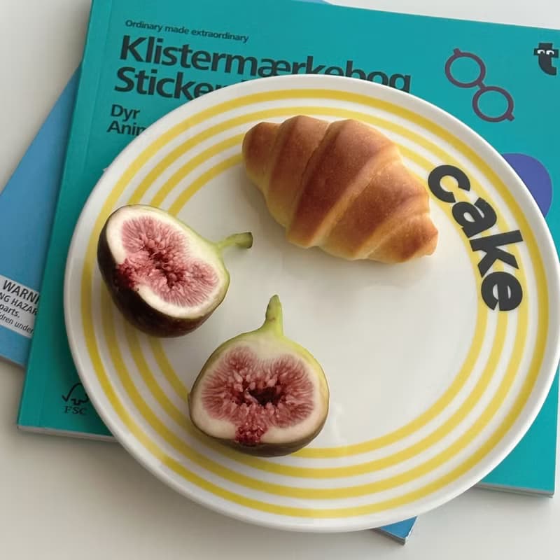 Dessert Time Plate Cake