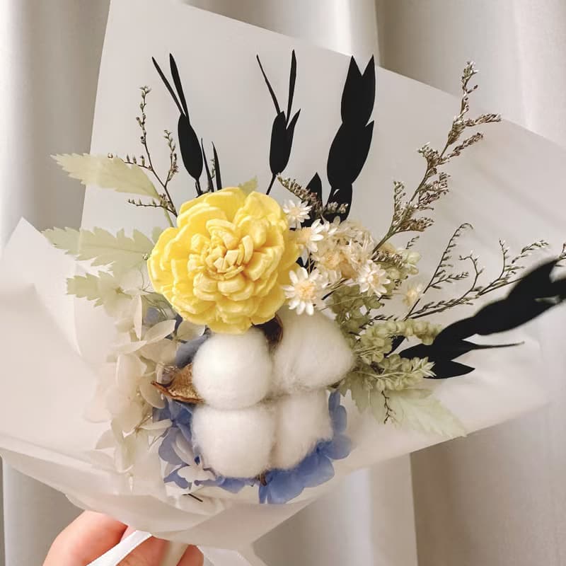 棉花花束(小)。情人節花束。生日花束。求婚花束。畢業花束