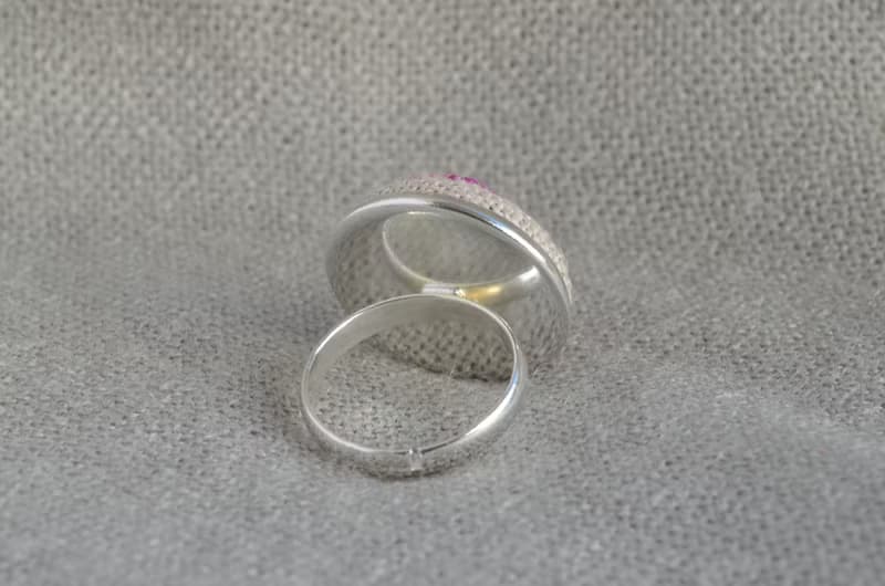 粉色蝴蝶刺繡圓環十字繡精緻首飾為她手工製作的禮物