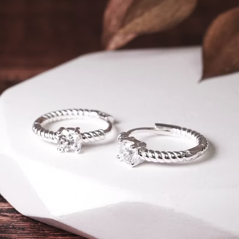 純銀 閃鑽麻花 易扣耳環 925純銀耳環 女生耳環 情人節禮物