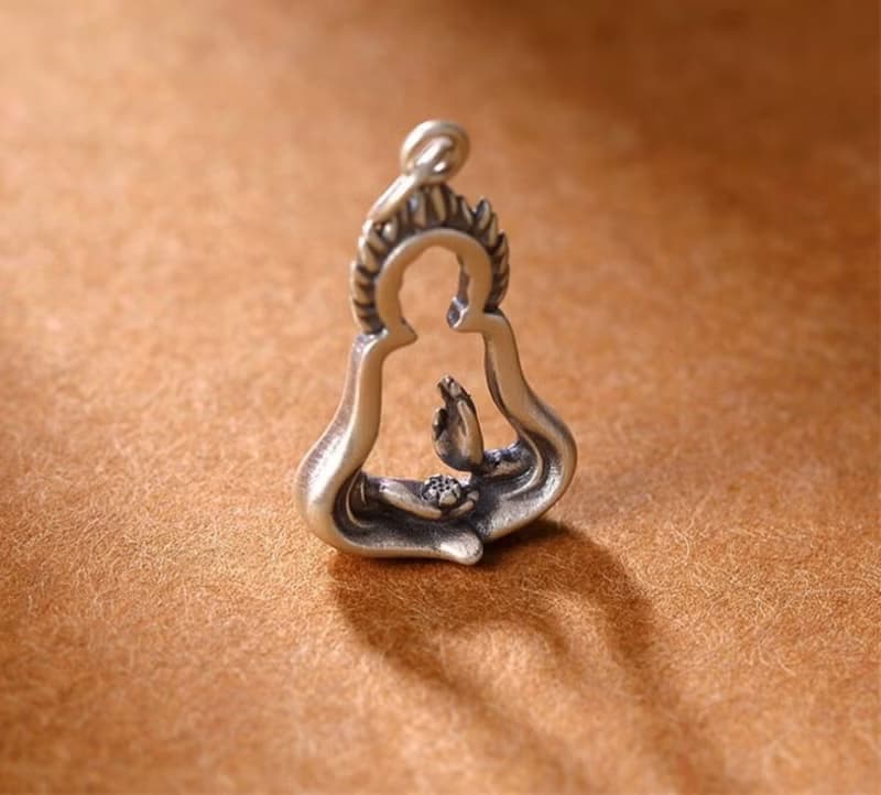 Buddha Hollow Creative Meditate Pendants for Women Religious Gifts Jewelry Thai
