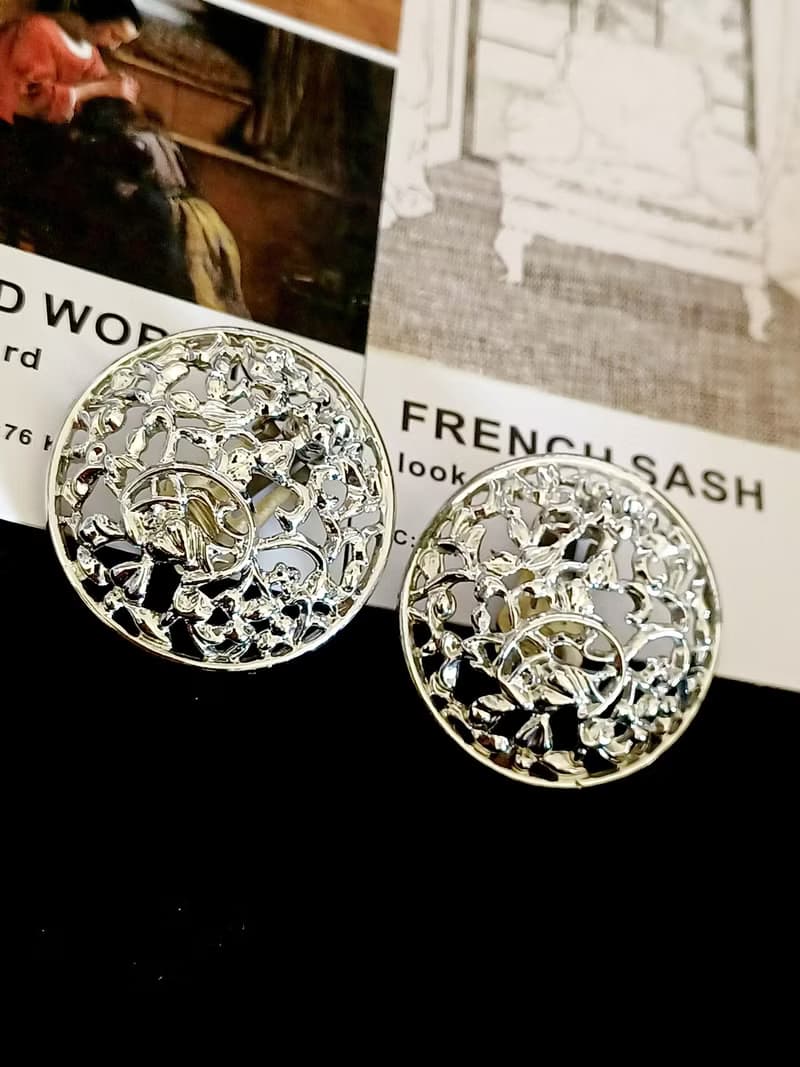 vintage jewelry  亮色簍空纏枝盤型 夾式耳環