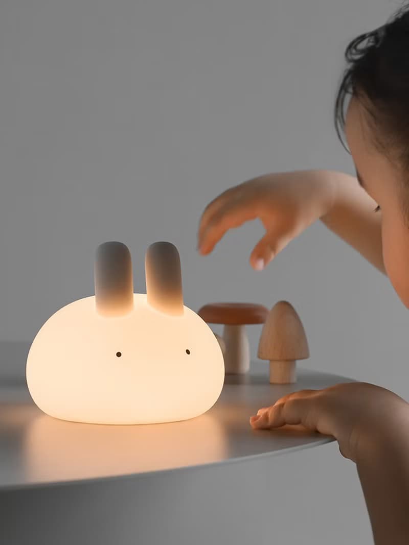 丸子兔伴眠燈 護眼小夜燈 Night Light 軟軟糯糯 拍拍即亮