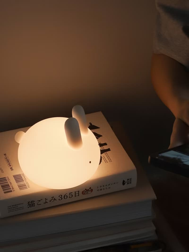 丸子兔伴眠燈 護眼小夜燈 Night Light 軟軟糯糯 拍拍即亮