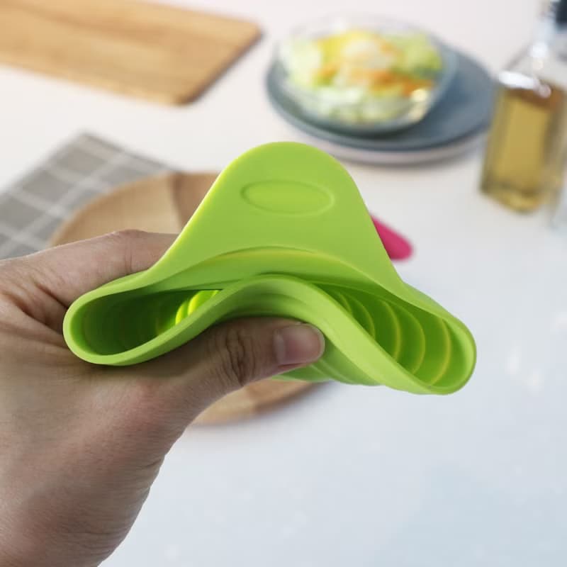 日本【SALUS 佐藤金屬】可折疊矽膠漏斗