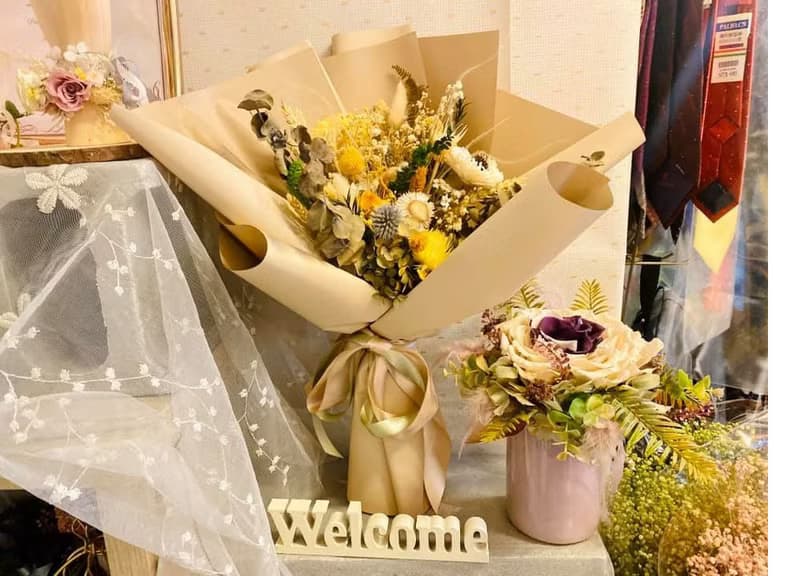 大地色系乾燥花束