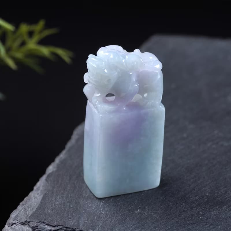 【招財神獸】冰春帶彩翡翠貔貅玉印章 | 天然緬甸翡翠A貨 | 送禮