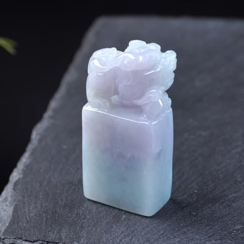 【招財神獸】冰春帶彩翡翠貔貅玉印章 | 天然緬甸翡翠A貨 | 送禮