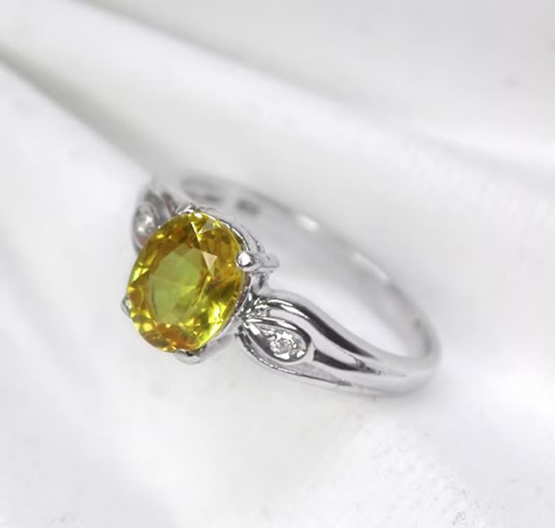 Real 2.08 ct.Genuine yellow sapphier ring silver sterling size 7.0 free resize