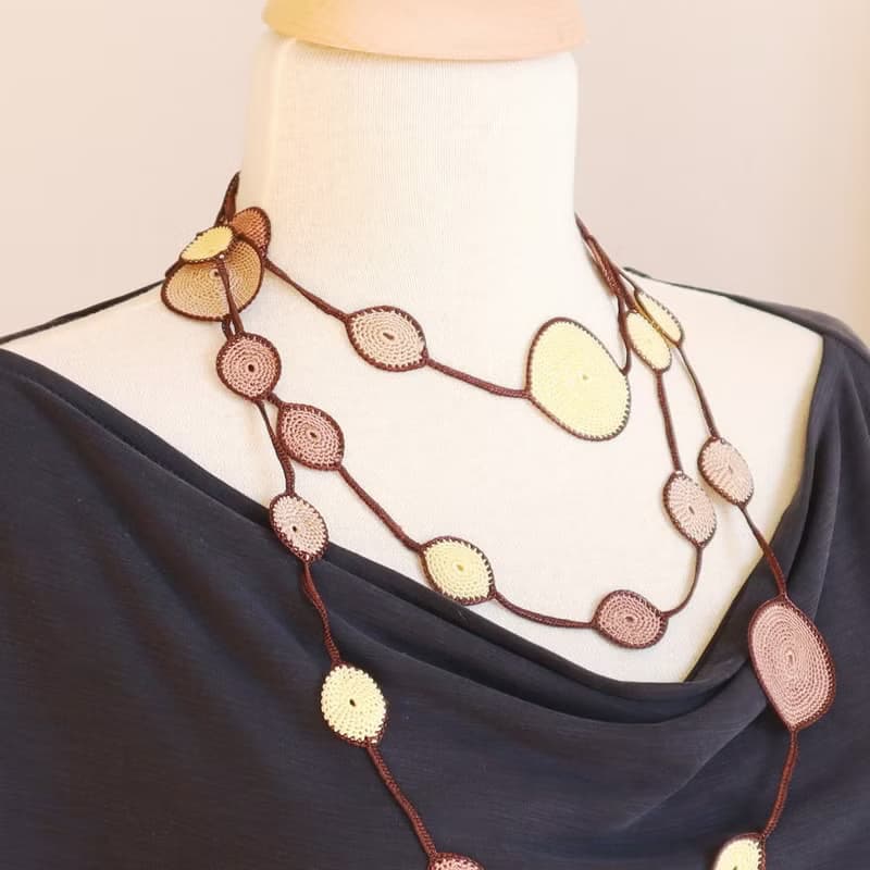 レース編みの180cmラリエット【ドロップ】チョコバナナ