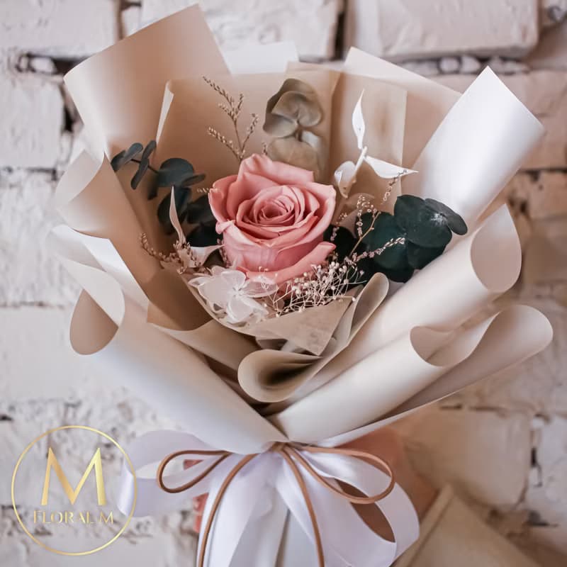 焦糖瑪奇朵永生玫瑰花束