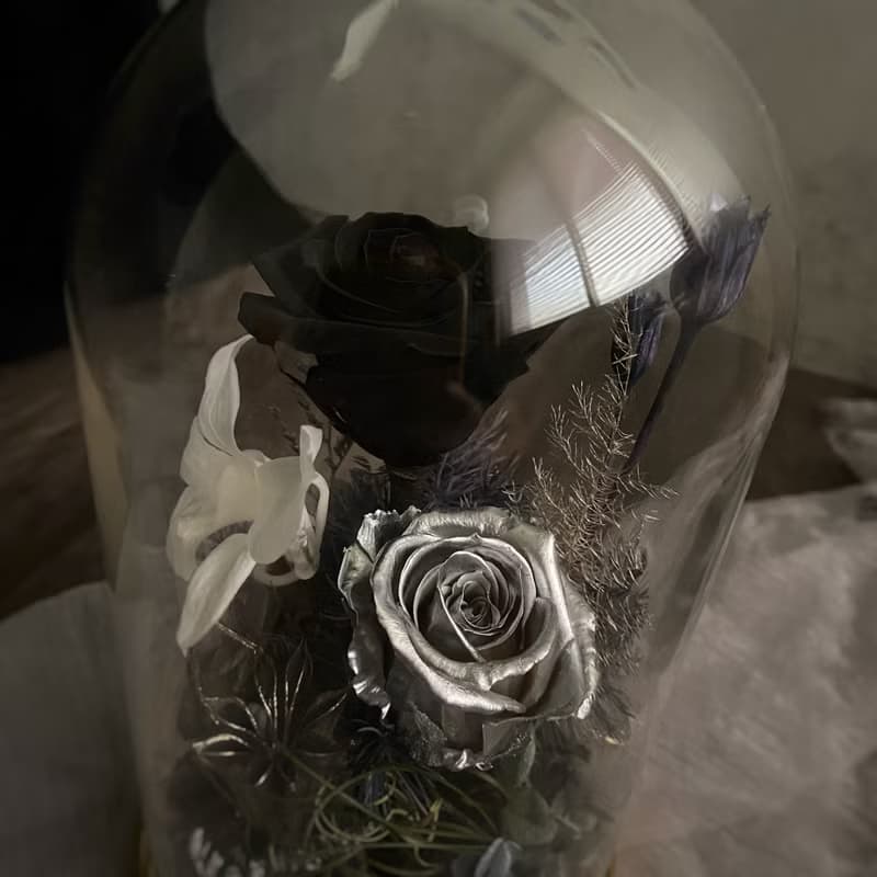 【耀眼】永生花玻璃罩 日本進口永生花 金屬暗黑風格