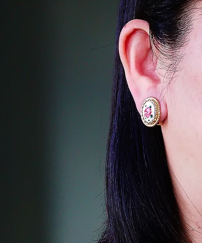 vintage jewelry  ART 雕花琺瑯玫瑰 夾式耳環