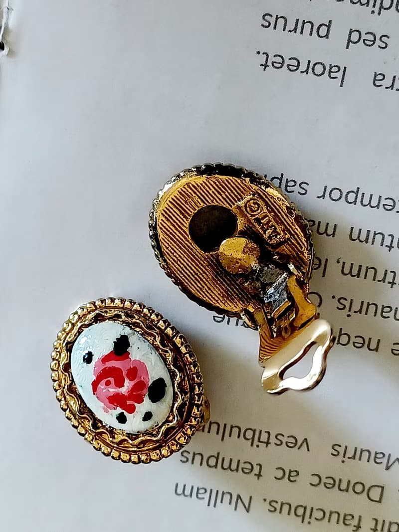 vintage jewelry  ART 雕花琺瑯玫瑰 夾式耳環