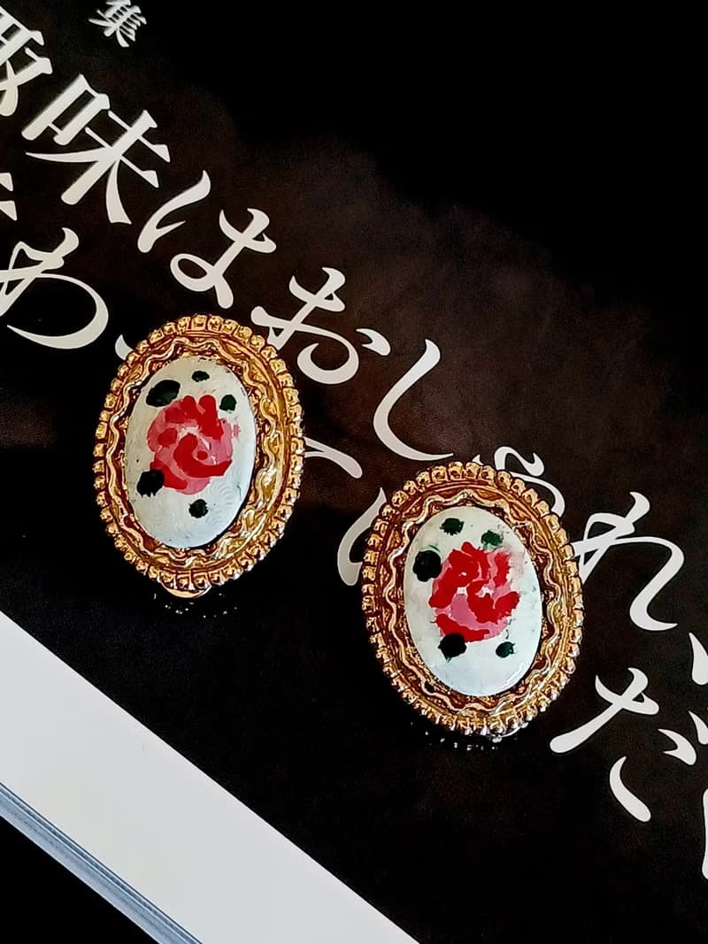 vintage jewelry  ART 雕花琺瑯玫瑰 夾式耳環
