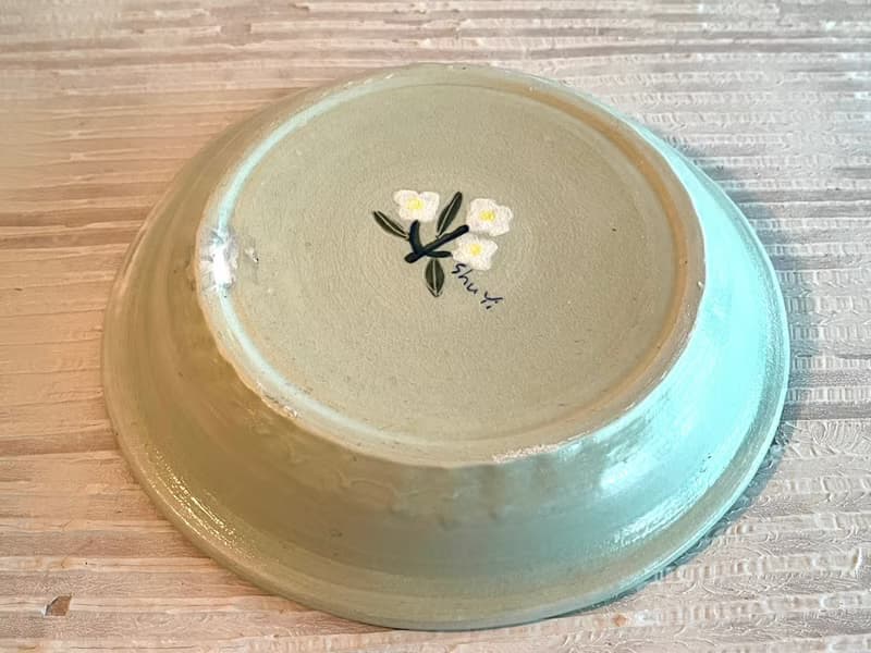 淡雅綠小花邊圓盤_陶器餐盤