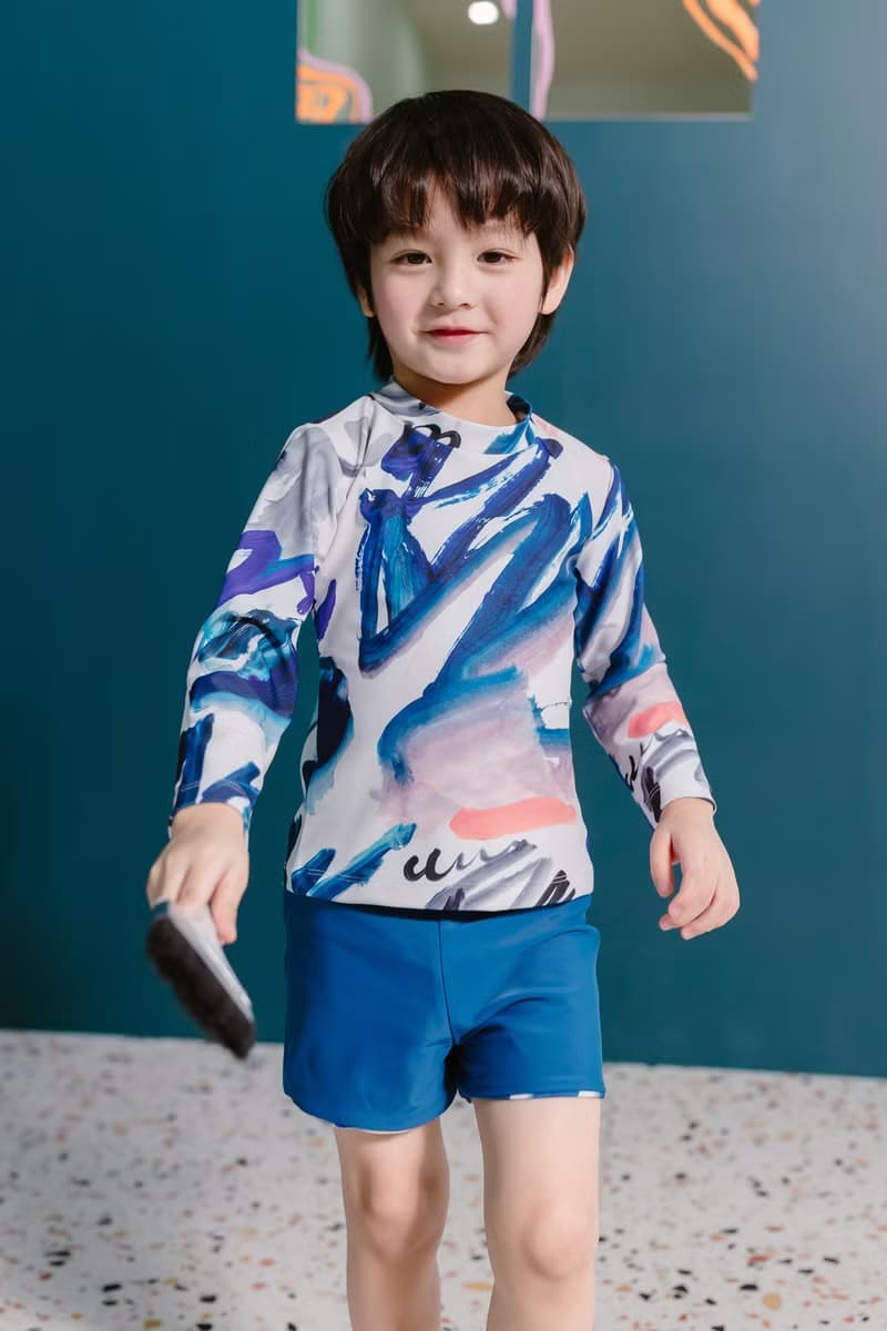 Children's long-sleeved sun protection swimsuit, Brush Painting pattern, with three-color pants that can be worn on both sides