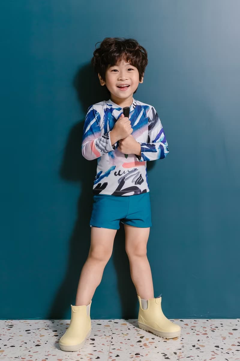 Children's long-sleeved sun protection swimsuit, Brush Painting pattern, with three-color pants that can be worn on both sides