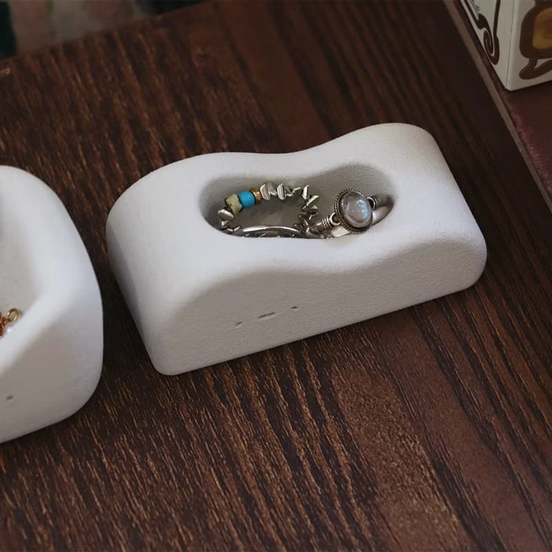 懵懵 金飯丸 I 雲形水泥器皿 含金元寶 辦公室小物 新裝上市