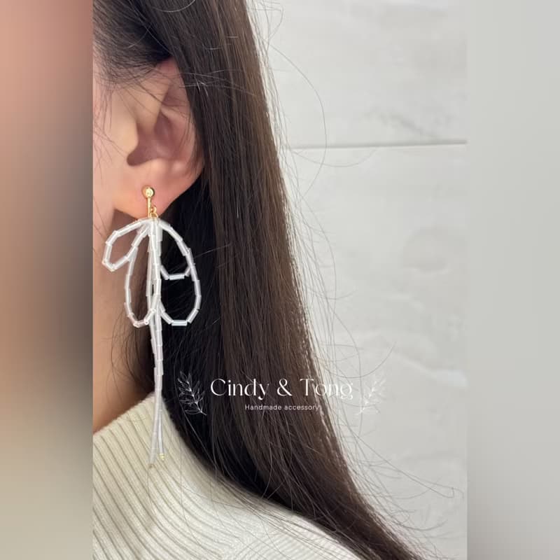 慵懶雙層蝴蝶結 玻璃珠手工耳環(耳針耳夾)-透透色 cindyandtong