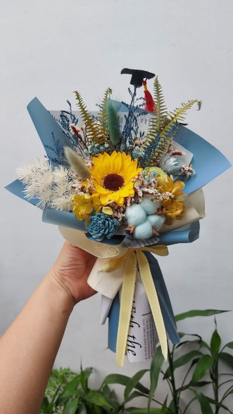 快速出貨畢業季藍綠向日葵梯形提袋花束 桌花 盆花 乾燥花 婚禮