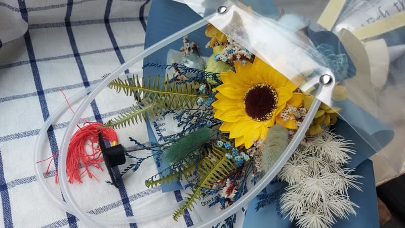 快速出貨畢業季藍綠向日葵梯形提袋花束 桌花 盆花 乾燥花 婚禮