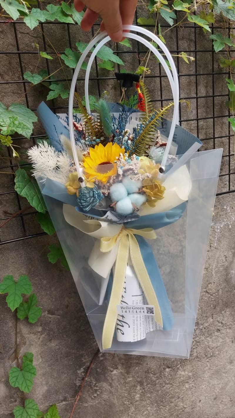 快速出貨畢業季藍綠向日葵梯形提袋花束 桌花 盆花 乾燥花 婚禮